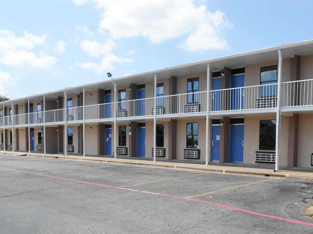 Motel 6 Sherman, Tx ภายนอก รูปภาพ